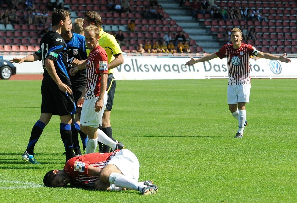 KSV Hessen - FSV Frankfurt II: Caner Metin, Rene Ochs, Andreas Mayer