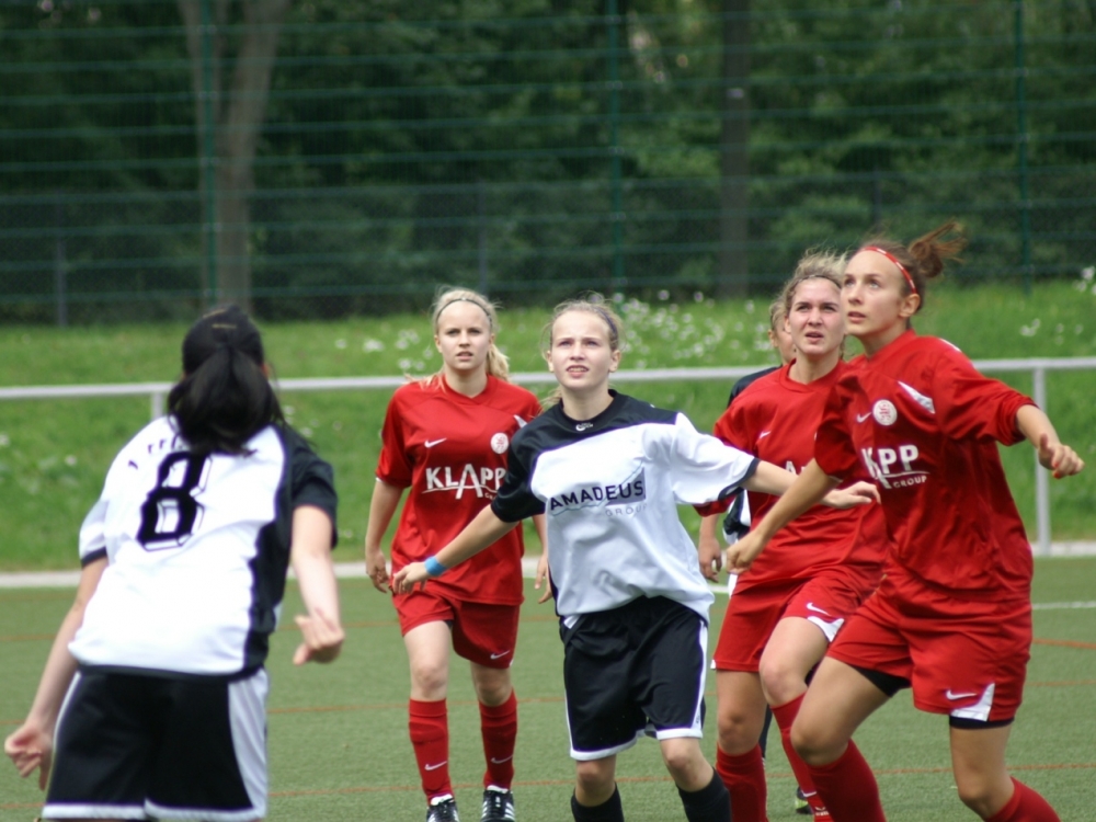 KSV Hessen Kassel B-Juniorinnen - 1. FFC Runkel: In Erwartung des Spielballs