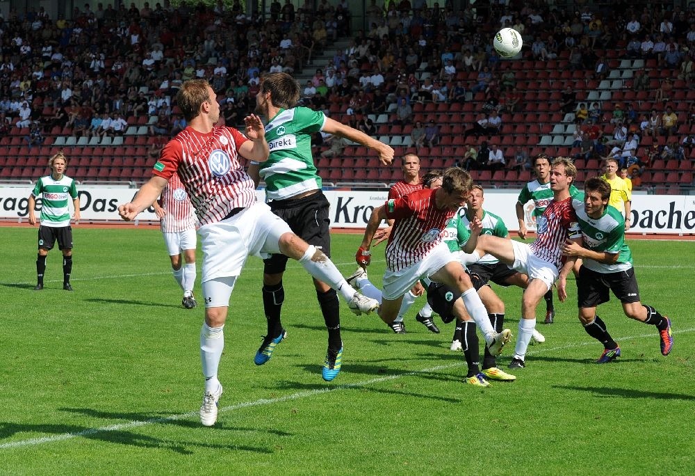 KSV Hessen - Greuther Fürth II: Dennis Wehrendt, Tim Knipping, Enrico Gaede