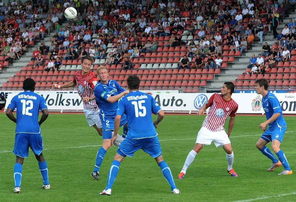 KSV Hessen - TSG 1899 Hoffenheim II: Tim Knipping, Nazif Hajdarovic