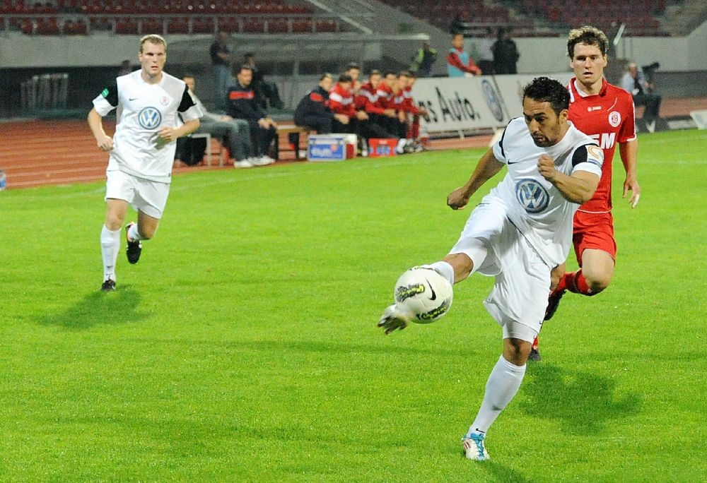 KSV Hessen - SC Pfullendorf: Bernd Gerdes, Christopher Nguyen