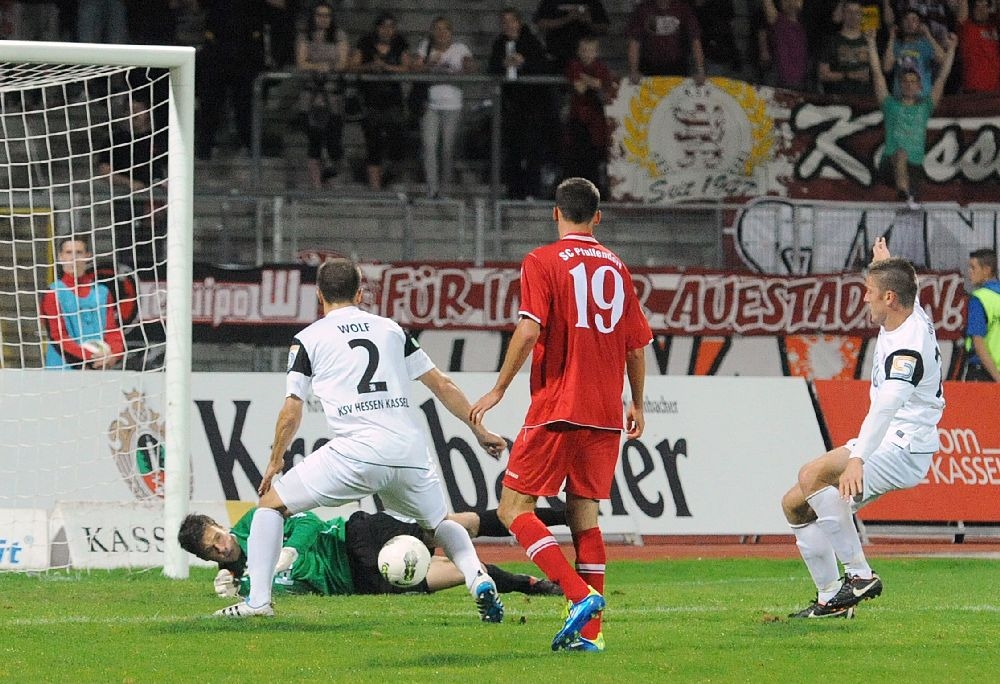 KSV Hessen - SC Pfullendorf: Patrick Wolf, Tobias Damm