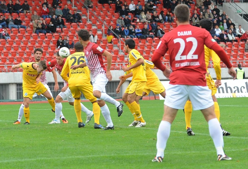 KSV Hessen - Stuttgarter Kickers: Nazif Hajdarovic, Patrick Wolf, Jens Grembowitz, Tobias Damm