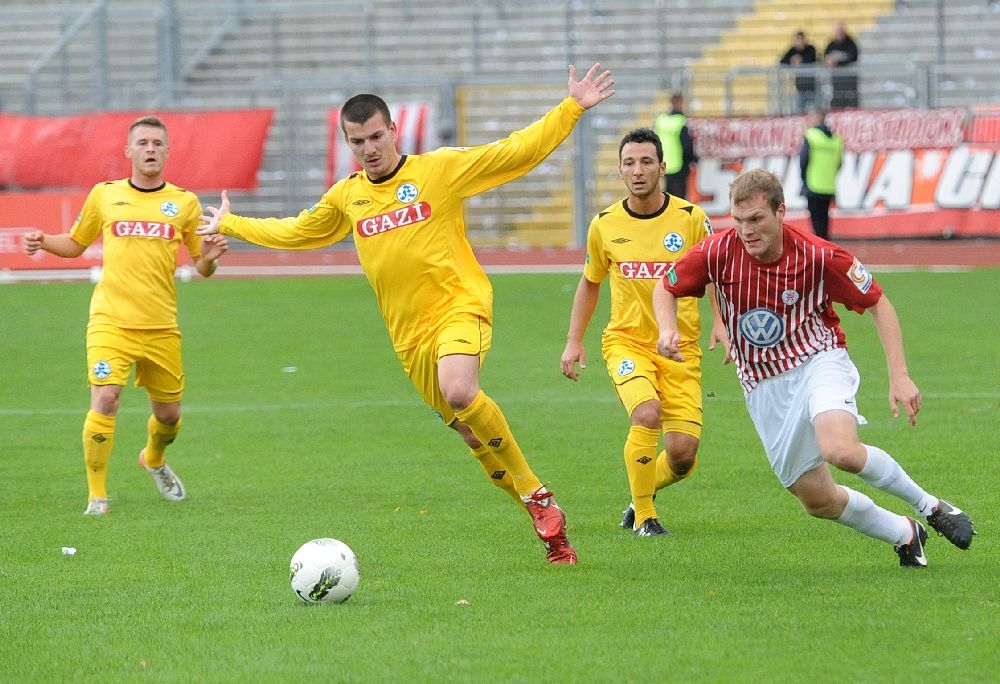 KSV Hessen - Stuttgarter Kickers: Bernd Gerdes