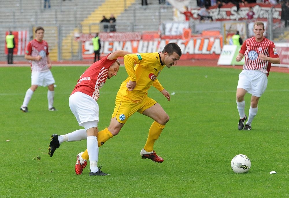 KSV Hessen - Stuttgarter Kickers: Rene Ochs, Bernd Gerdes