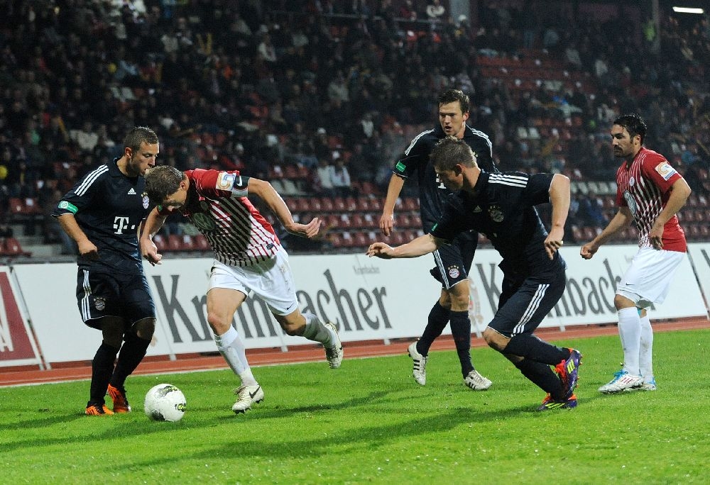 KSV Hessen - Bayern München II: Andreas Mayer, Christopher Nguyen