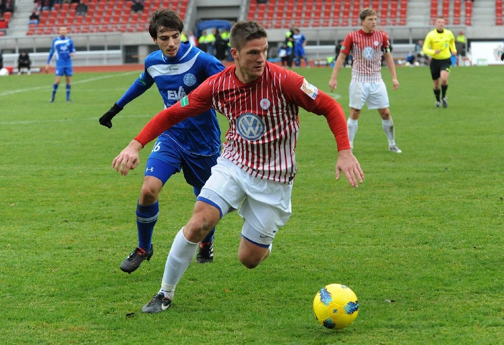 KSV Hessen - Bayern Alzenau: Tobias Damm