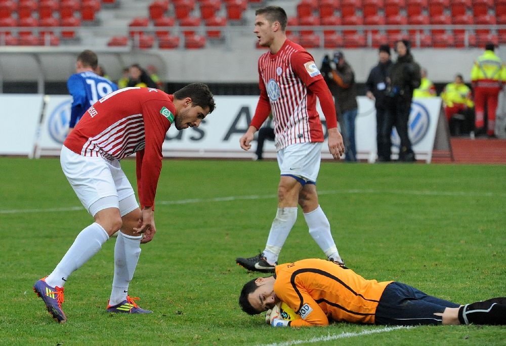 KSV Hessen - Bayern Alzenau: Nazif Hajdarovic, Tobias Damm