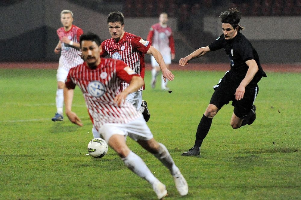 Hessenpokal, Viertelfinale, KSV, Wehen Wiesbaden, Viktor Riske, Tobias Damm, Christopher Nguyen