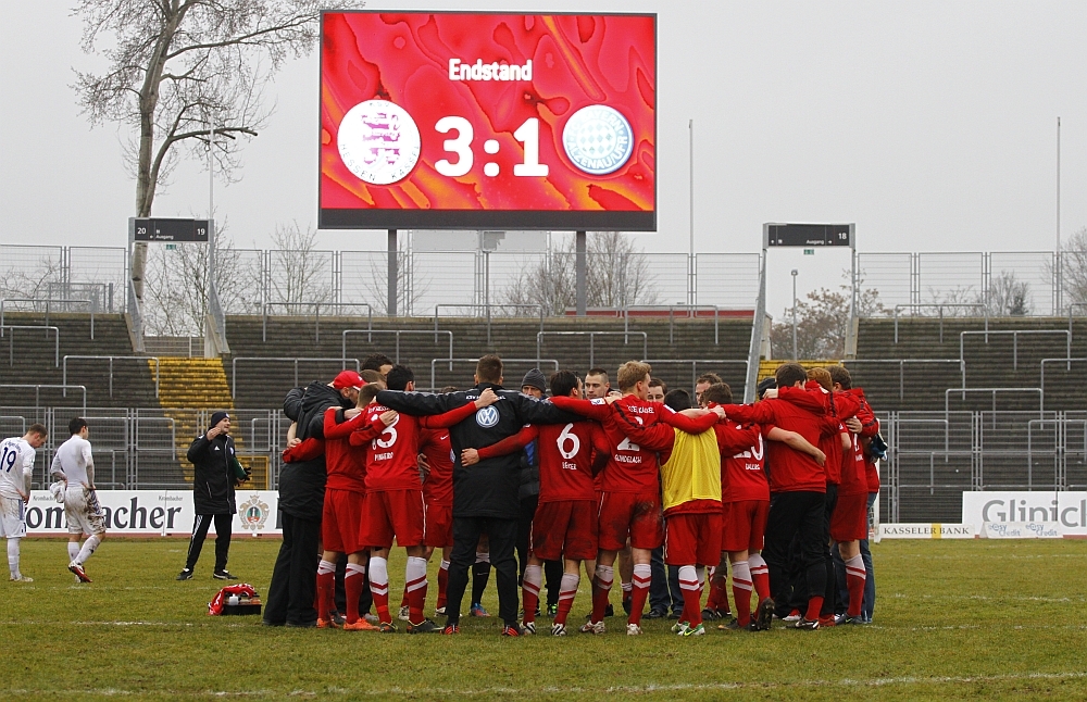 Spielerkreis nach dem wichtigen Sieg gegen Alzenau