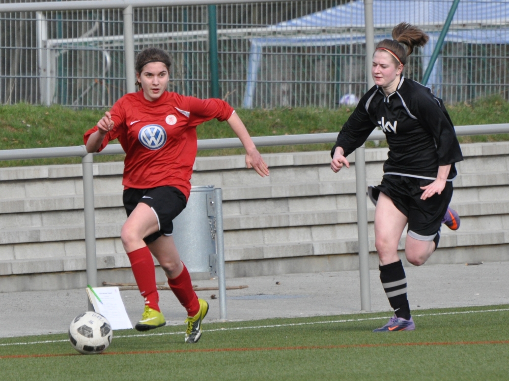 KSV Hessen Kassel - SG Wilhelmshöhe/Kaufungen: Charlotte Brixius und Gegnerin