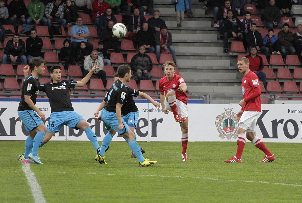 Gallus und Schmeer, der Vorbereiter und Torschütze des 1:0