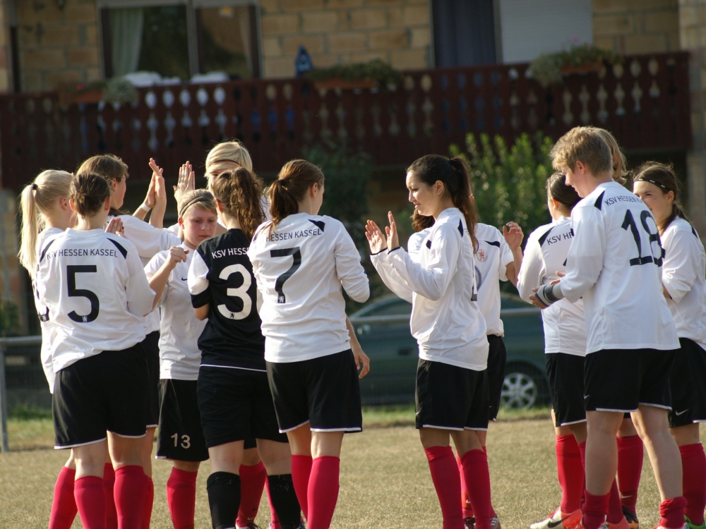 KSV Frauen - Kammerbach: Vor dem Anpfiff