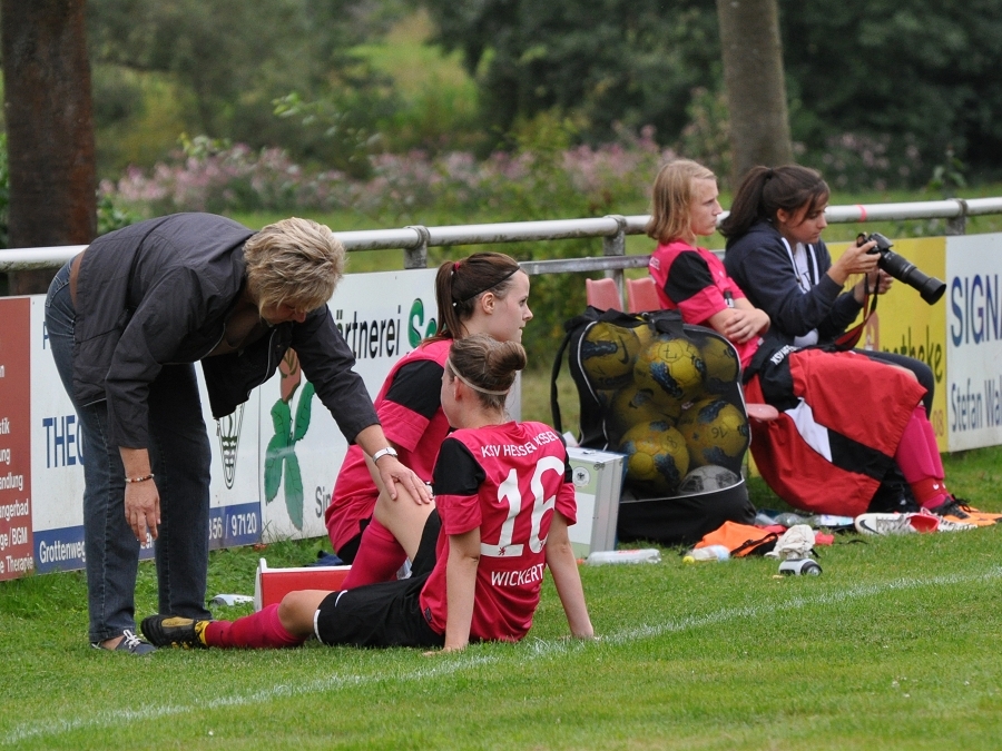 KSV Frauen - Jossa: Am Seitenrand