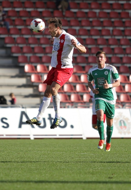 Tobias Becker