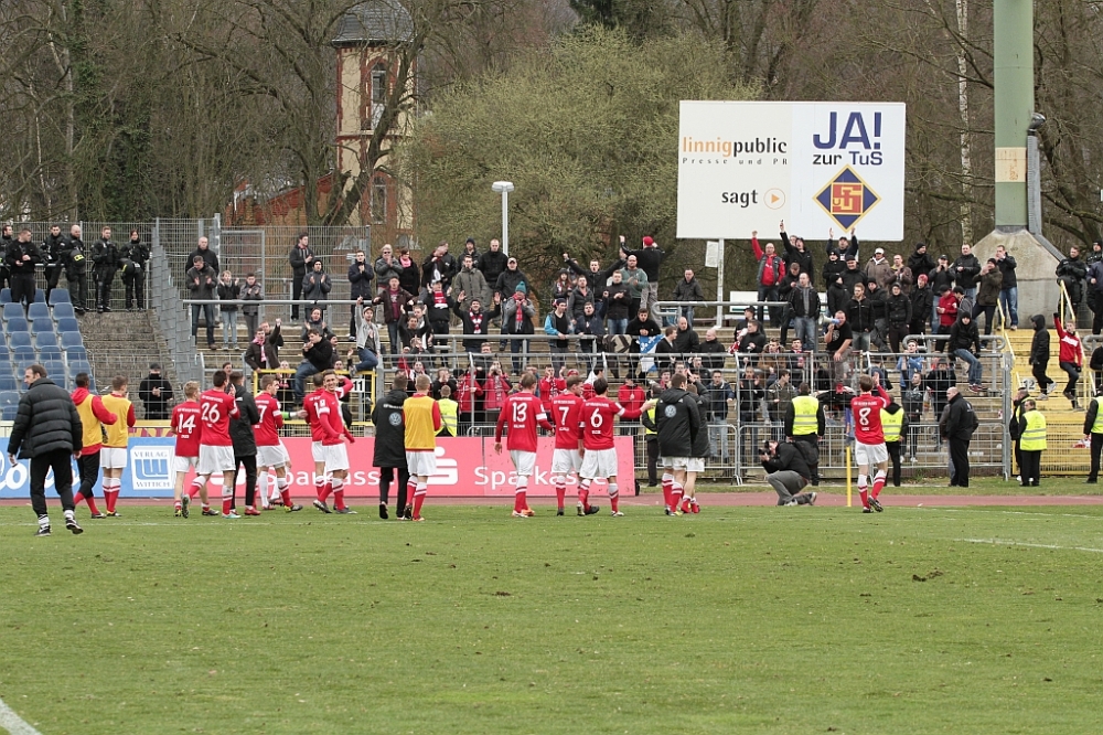 Auswärtssieg
Fans und Mannschaft