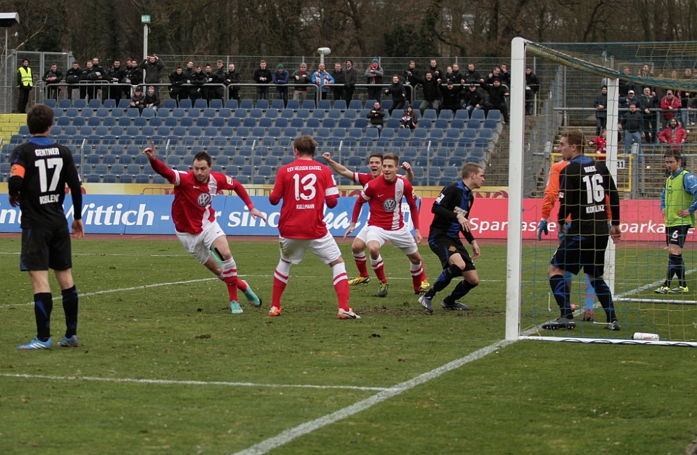 Torjubel
Henel, Kullmann, Damm und Giese