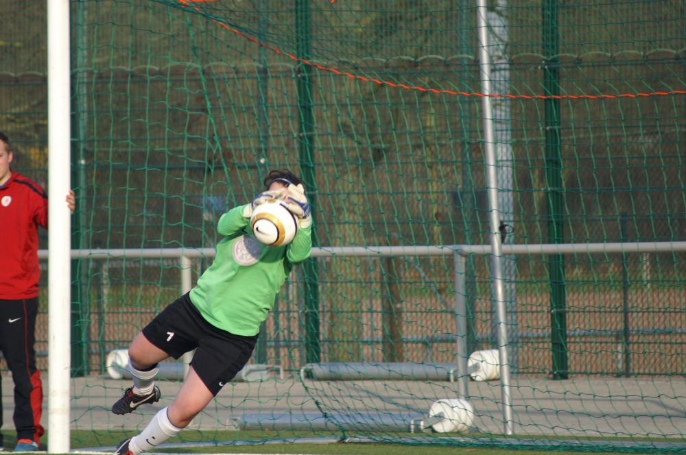 KSV Hessen Frauen - SG Kathus/Hohe Luft: Loreta Beqa