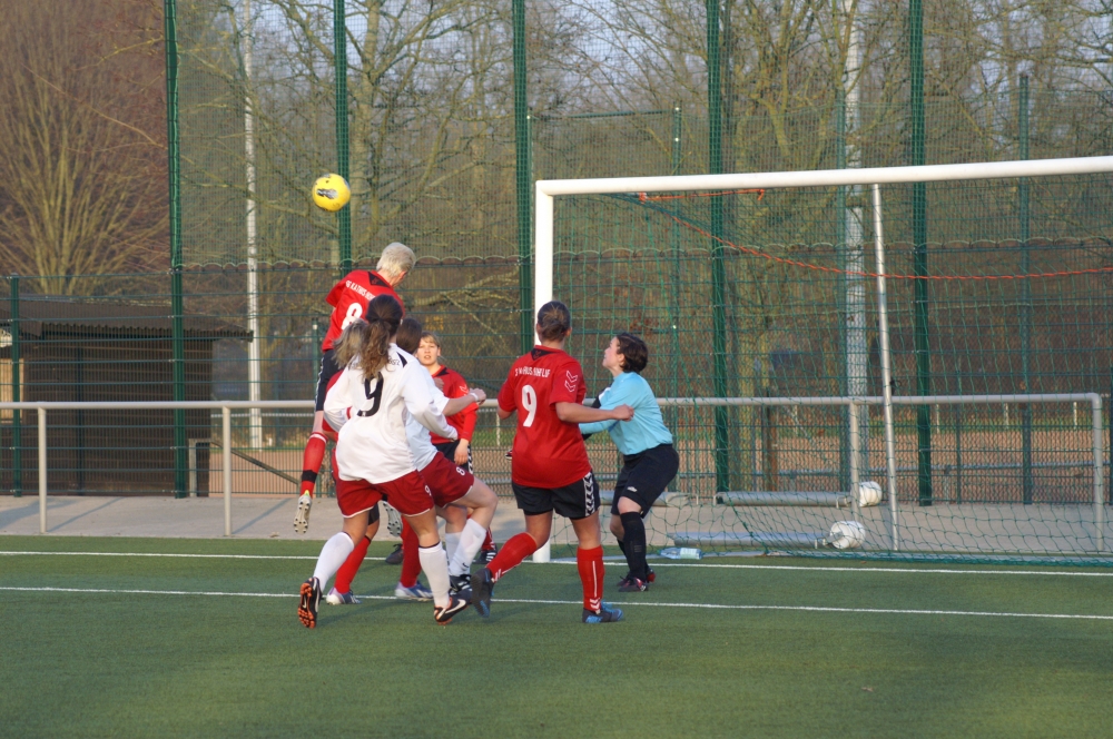 KSV Hessen Frauen - SG Kathus/Hohe Luft: Kasseler Ecke