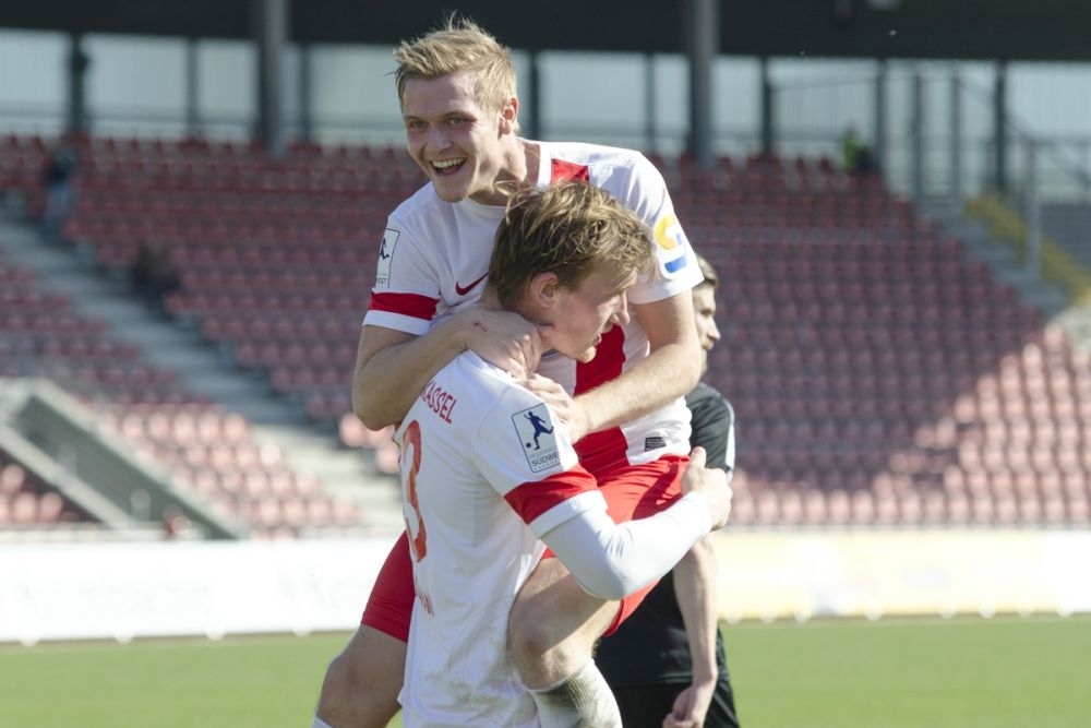 KSV Hessen - SSV Ulm 1846 Fussball: Jubel bei Florian Nagel und Christopher Kullmann