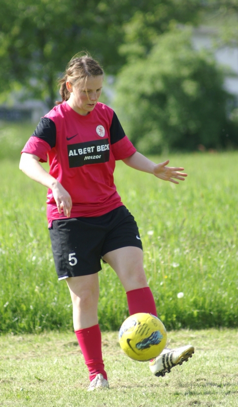 FSV Friedensdorf - KSV Hessen Frauen 2:1 (0:1): Jasmin Glißner