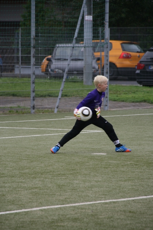 1.Saisonspiel beim FSV Kassel