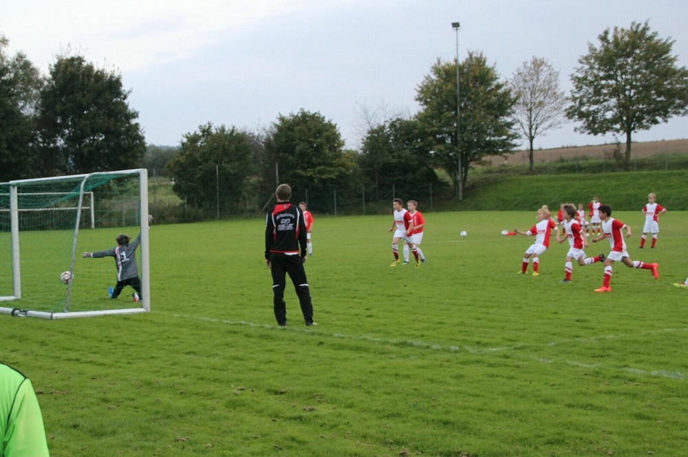 Marlin trifft vom Punkt zum 2:0