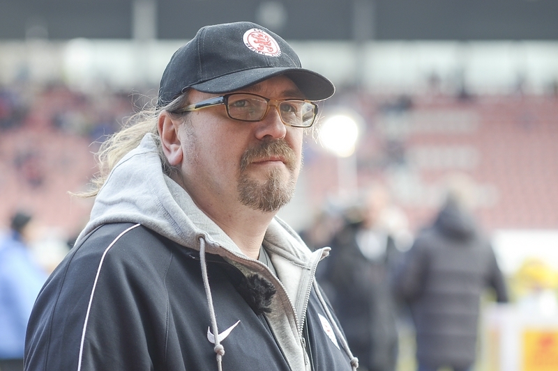 KSV Hessen - FC Homburg: Der neue Chefmährer - Uwe Patzelt