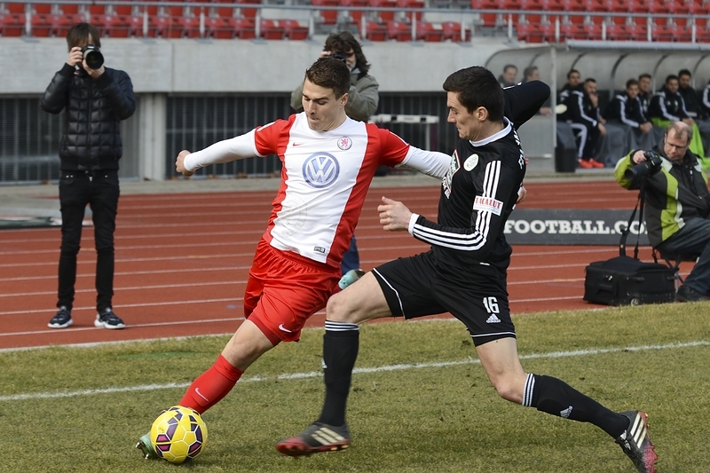 KSV Hessen - FC Homburg: Benjamin Girth