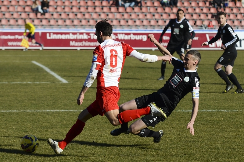KSV Hessen - FC Homburg: Tobias Becker