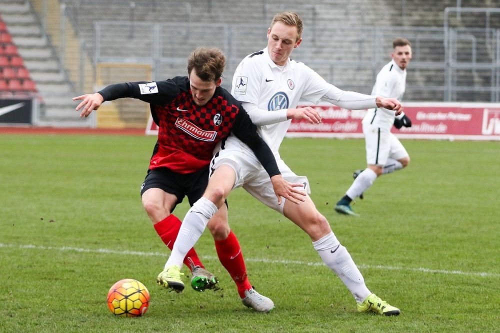 KSV Hessen - SC Freiburg II: Nico Perrey