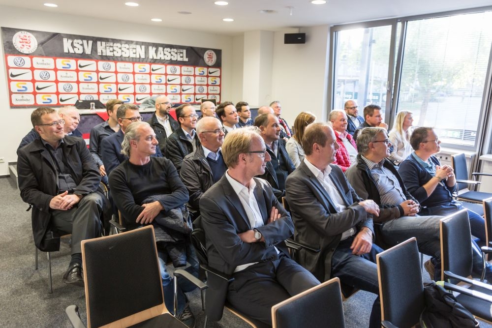 Regionalmanagement NordHessen zu Gast beim KSV Hessen Kassel im Auestadion. Foto: Heiko Meyer