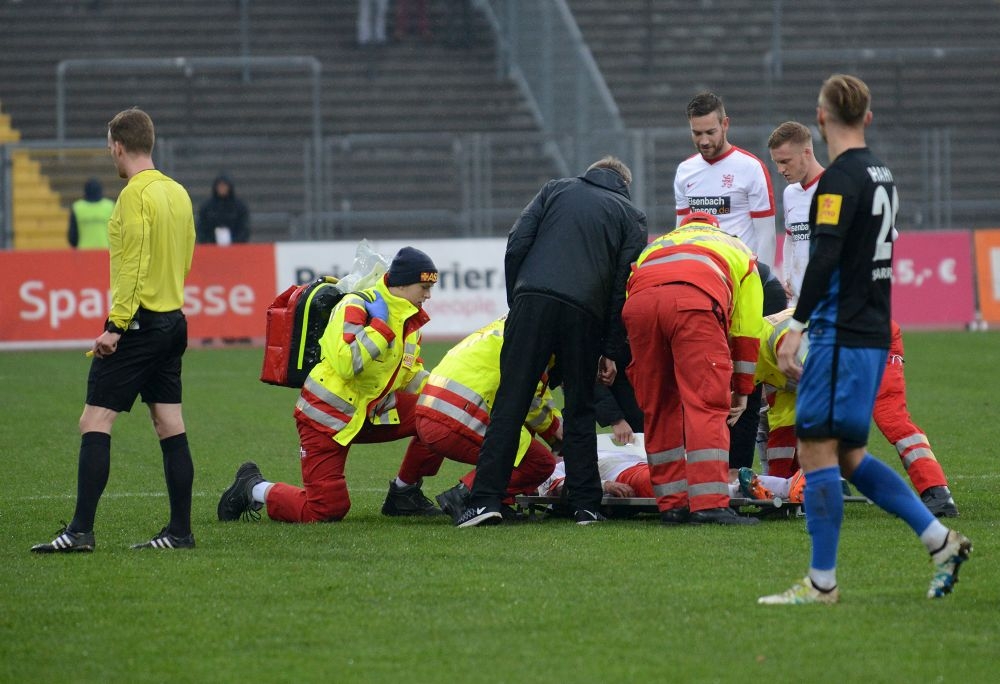 KSV Hessen Kassel, 1. FC Saarbrücken, Endstand 0:0, Steven Rakk