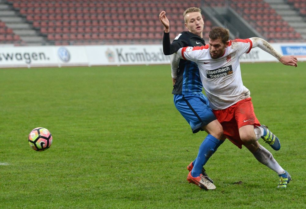 KSV Hessen Kassel, 1. FC Saarbrücken, Endstand 0:0, Sebastian Schmeer