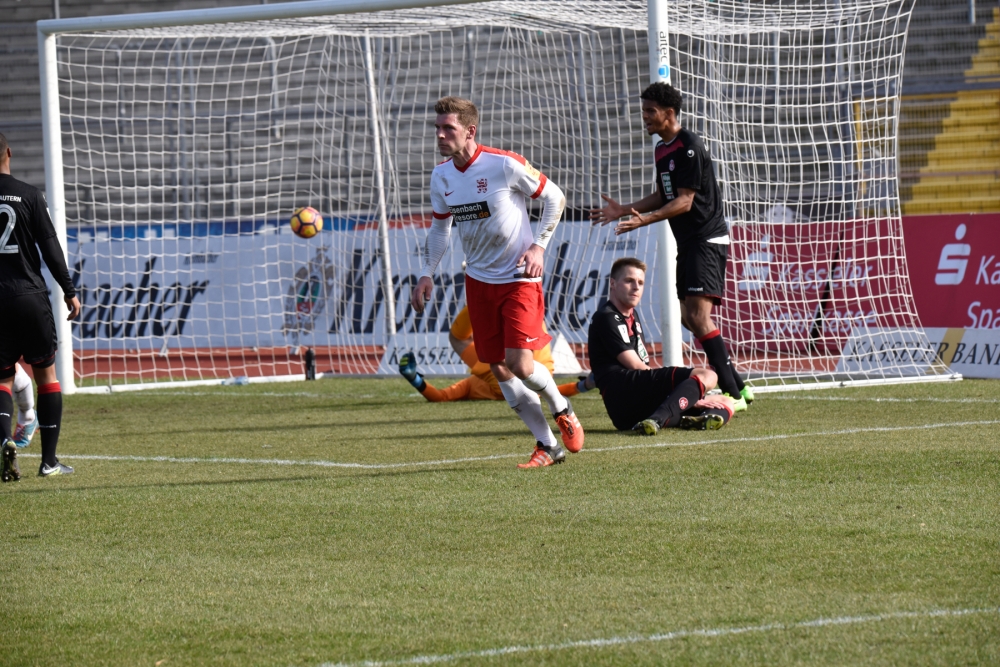 KSv Hessen Kassel - Kaiserslautern II: Sebastian Schmeer