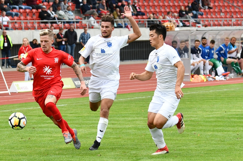 Lotto Hessenliga 2018/2019, KSV Hessen Kassel, VFB Ginsheim, Endstand 2:2, Tim Philipp Brandner (KSV Hessen Kassel)