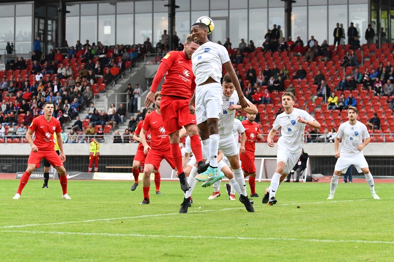 Lotto Hessenliga 2018/2019, KSV Hessen Kassel, VFB Ginsheim, Endstand 2:2, Sebastian Schmeer (KSV Hessen Kassel)