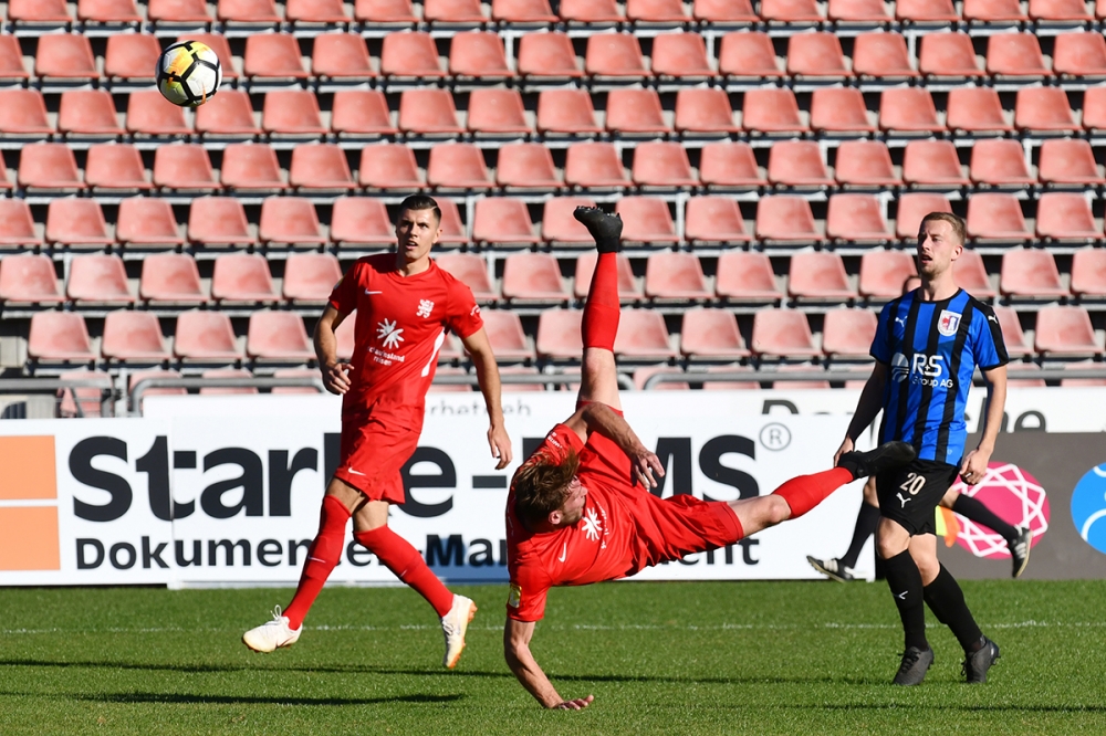 Lotto Hessenliga 2018/2019, KSV Hessen Kassel, SG Barockstadt Fulda-Lehnerz, Endstand 4:1, Sebastian Schmeer (KSV Hessen Kassel)