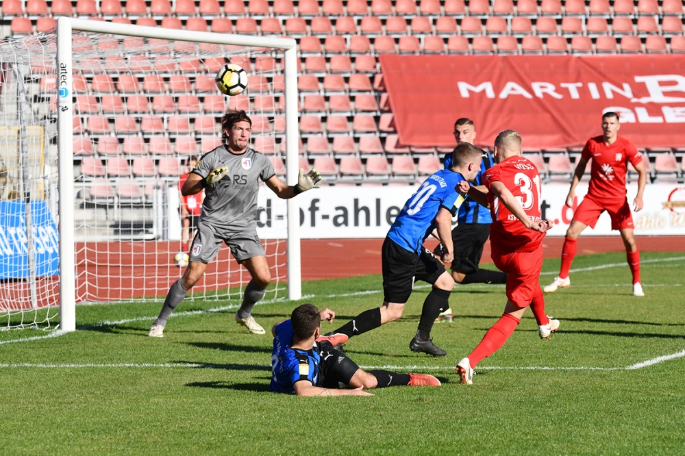 Lotto Hessenliga 2018/2019, KSV Hessen Kassel, SG Barockstadt Fulda-Lehnerz, Endstand 4:1, Michael Voss (KSV Hessen Kassel)