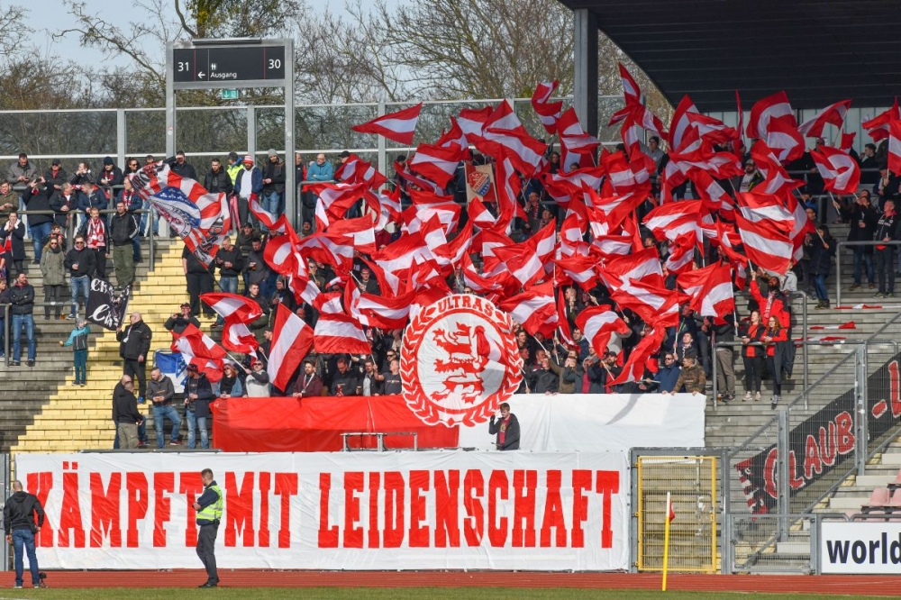 Lotto Hessenliga 2018/2019, KSV Hessen Kassel, Spvgg. Neu-Isenburg, Endstand 3:1