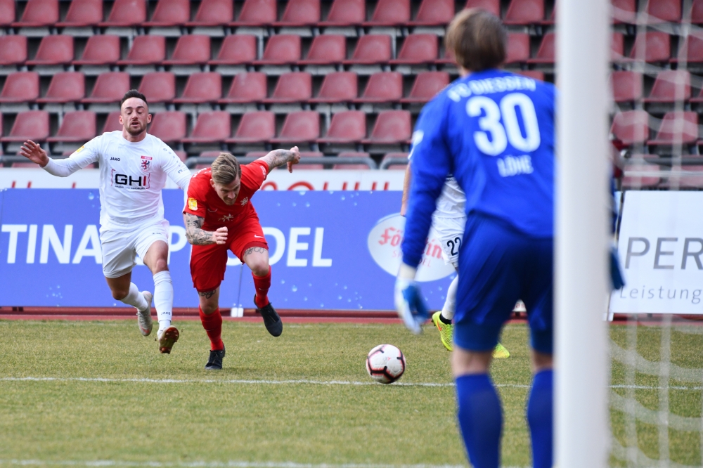 Lotto Hessenliga 2018/2019, KSV Hessen Kassel, FC Giessen, Endstand 0:0, Tim-Philipp Brandner (KSV Hessen Kassel)