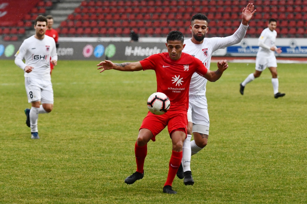 Lotto Hessenliga 2018/2019, KSV Hessen Kassel, FC Giessen, Endstand 0:0, Nael Najjar (KSV Hessen Kassel)