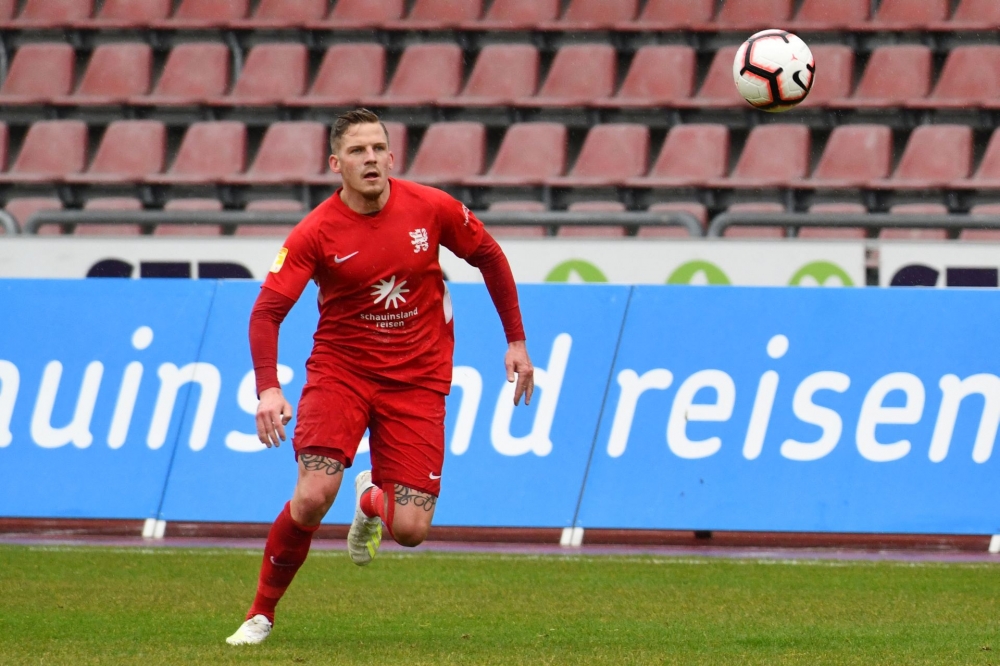 Lotto Hessenliga 2018/2019, KSV Hessen Kassel, SC Waldgirmes, Endstand 2:2, Tim Philipp Brandner (KSV Hessen Kassel)