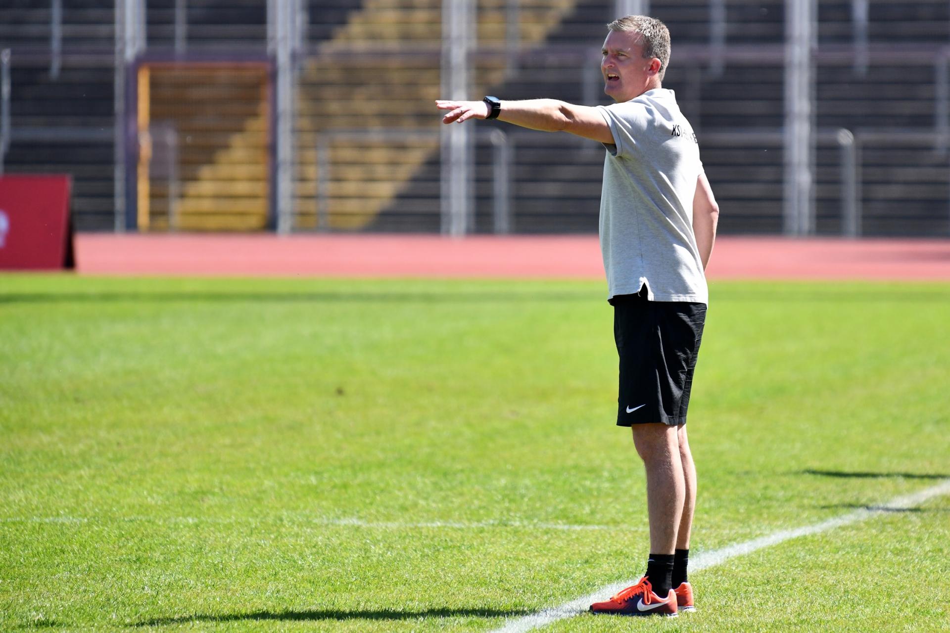 Lotto Hessenliga 2018/2019, KSV Hessen Kassel, Türk Gücü Friedberg, Endstand 4:0, Tobias Cramer (KSV Hessen Kassel)