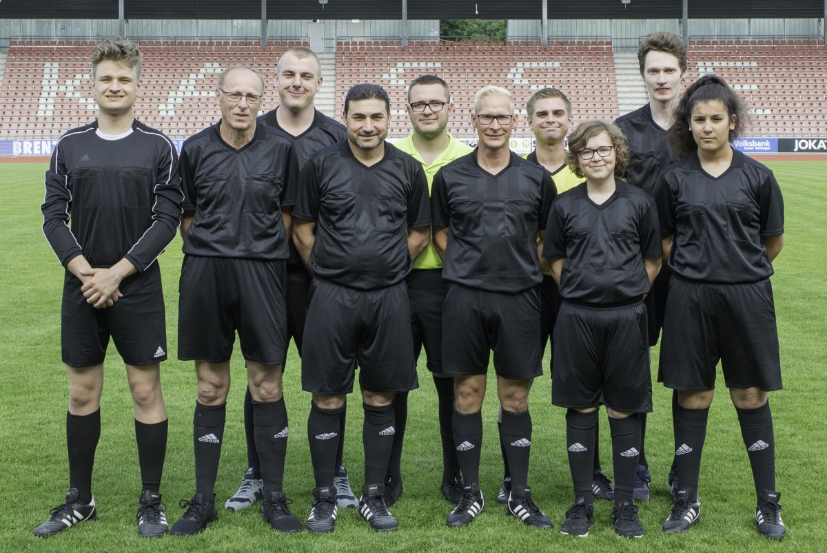 Gruppenbild mit Csaba Langyel, Michael Nase, Meik Goczol, Sinan Ölge, Pascal Georg, Claus Wiegand, Julius Barth, Benjamin Schramm, Leon Zimmermann, Dilan Esmeray