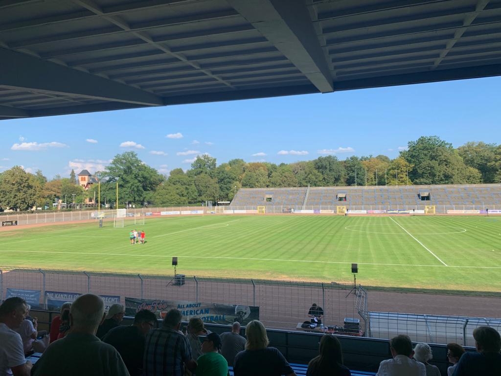 1. Hanauer FC 1893, KSV Hessen Kassel, Stadion
