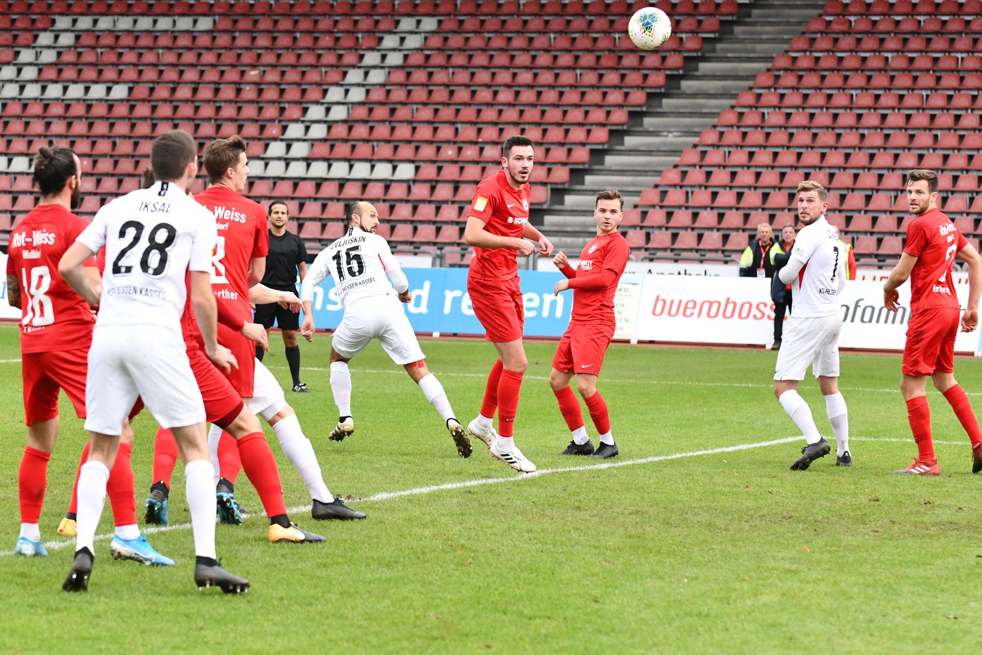 KSV Hessen Kassel, Rot-Weiss Walldorf, Endstand 4:0, Lukas Iksal (KSV Hessen Kassel), Sergej Evljuskin (KSV Hessen Kassel), Sebastian Schmeer (KSV Hessen Kassel)