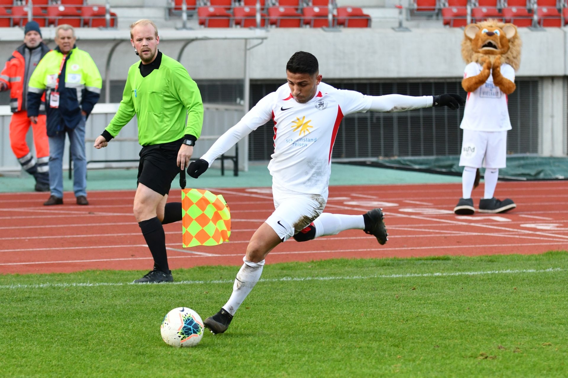 Lotto Hessenliga 2019/2020, KSV Hessen Kassel, SC Waldgirmes, Endstand 4:1, Nael Najjar (KSV Hessen Kassel)