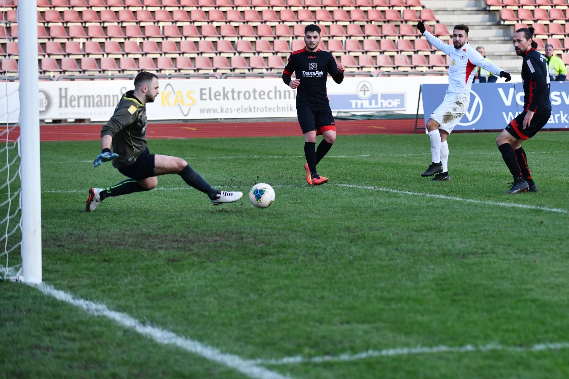 Lotto Hessenliga 2019/2020, KSV Hessen Kassel, SC Waldgirmes, Endstand 4:1, Marco Dawid (KSV Hessen Kassel)