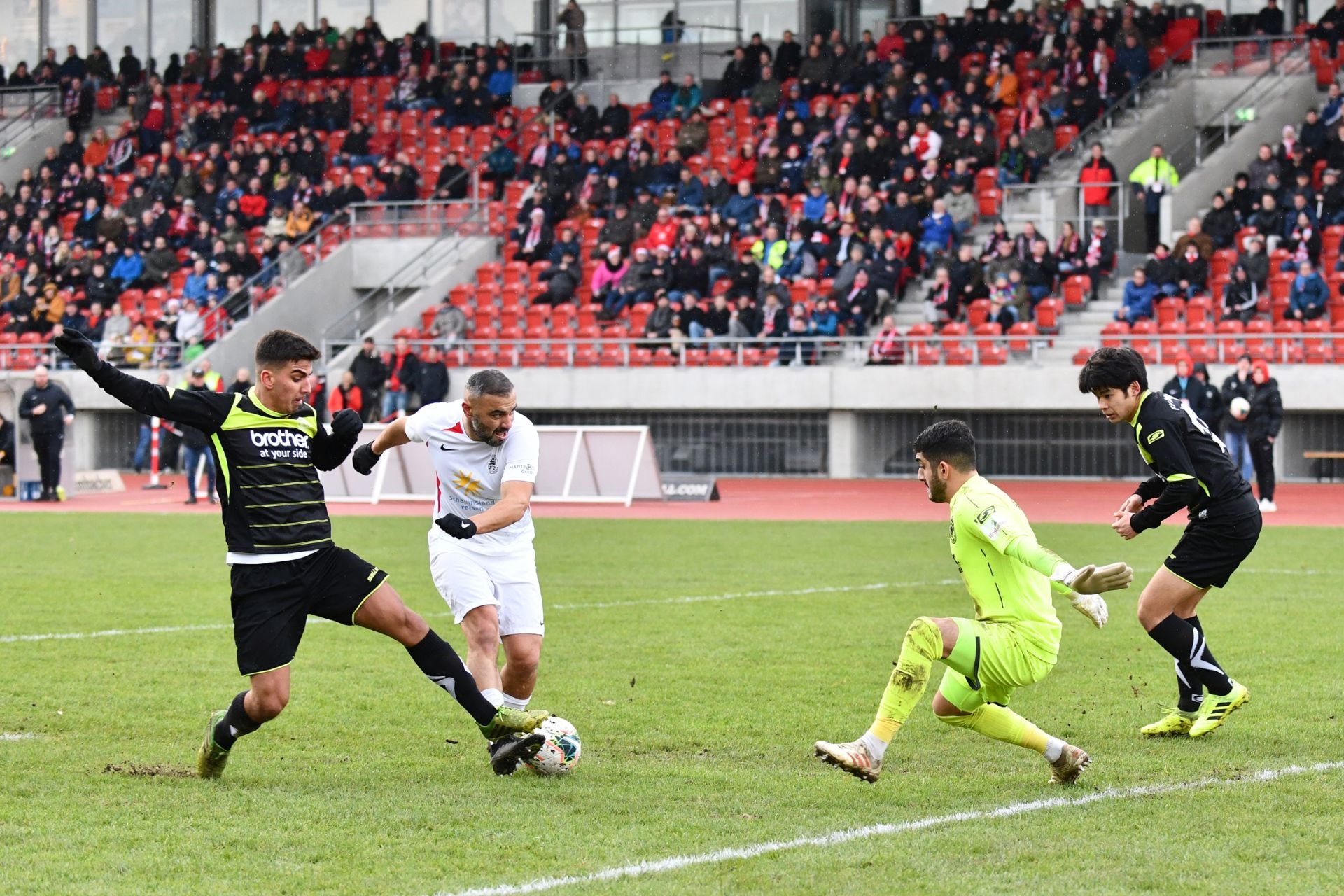 Lotto Hessenliga 2019/2020, KSV Hessen Kassel, FV Bad Vilbel, Endstand 6:1, Mahir Saglik (KSV Hessen Kassel)